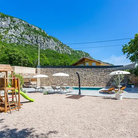 House Kid Apartamento Bribir (Primorje-Gorski Kotar)
